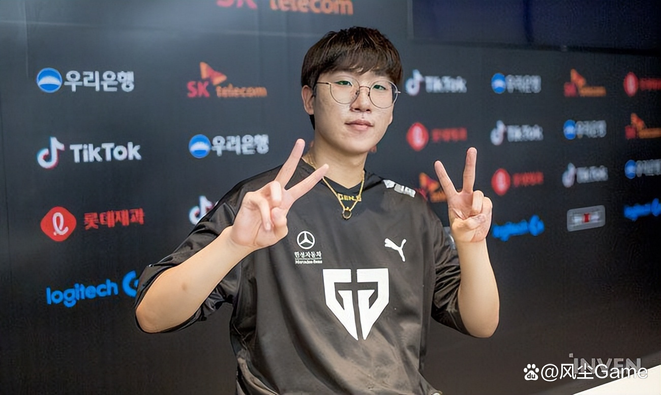 开云体育官网-G2碾压CLG，BDD单局斩获MVP焦点之战八强赛，点燃全场激情