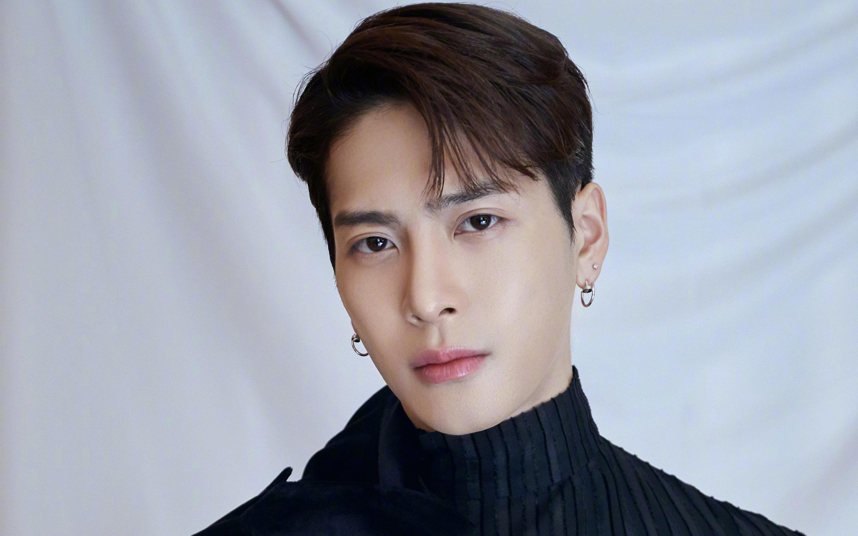 逆浪而上的孤胆英雄，当莫兰特在雷霆暴雨中亮出致命獠牙